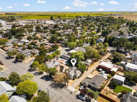 View/Area - 418 W Laurel St, Willows, CA 95988 photo 2 of 5