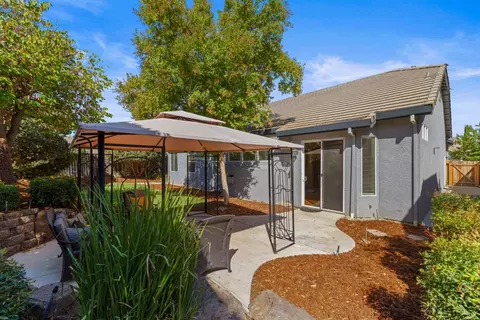 Exterior - 5730 Chaffey Ln, Carmichael, CA 95608 photo 12 of 13