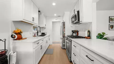Kitchen - 456 Murray St, Lodi, CA 95240 photo 1 of 3