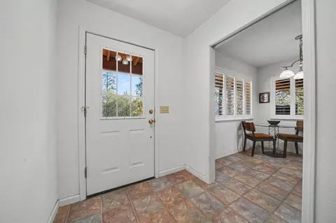 Entry Way - 15545 Sutter Creek Rd, Sutter Creek, CA 95685 photo 2 of 4