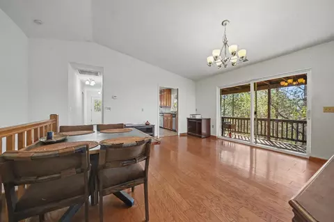 Dining - 15545 Sutter Creek Rd, Sutter Creek, CA 95685 photo 3 of 5