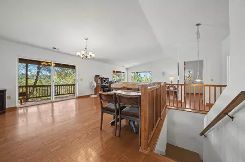 Dining - 15545 Sutter Creek Rd, Sutter Creek, CA 95685 photo 5 of 5