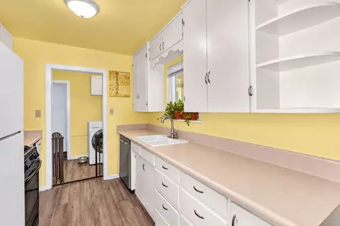 Kitchen - 521 E Marshall, Turlock, CA 95380 photo 1 of 3