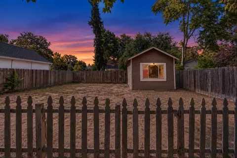 Exterior - 521 E Marshall, Turlock, CA 95380 photo 11 of 11