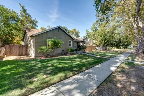 Exterior - 521 E Marshall, Turlock, CA 95380 photo 4 of 11