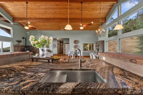 Kitchen - 430 Pine Tree Cir, Pilot Hill, CA 95664 photo 6 of 16