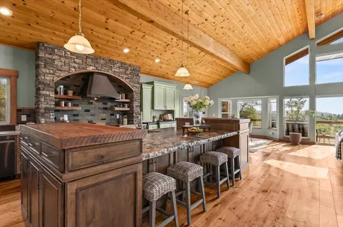 Kitchen - 430 Pine Tree Cir, Pilot Hill, CA 95664 photo 14 of 16