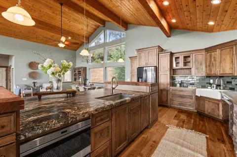 Kitchen - 430 Pine Tree Cir, Pilot Hill, CA 95664 photo 5 of 16