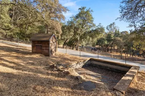 Exterior - 430 Pine Tree Cir, Pilot Hill, CA 95664 photo 13 of 19