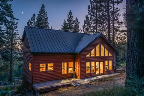 Exterior - 1361 Summit View Rd, Arnold, CA 95223 photo 4 of 9