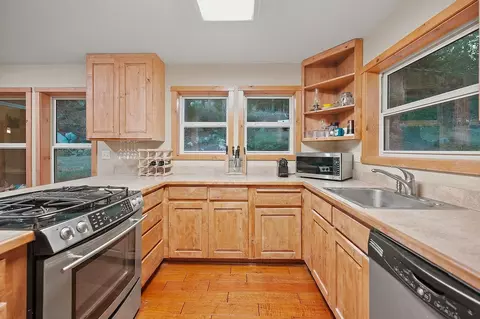 Kitchen - 1361 Summit View Rd, Arnold, CA 95223 photo 4 of 4