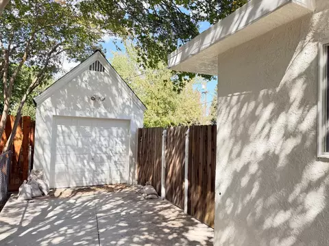 Exterior - 113 Walden St, Modesto, CA 95354 photo 4 of 19