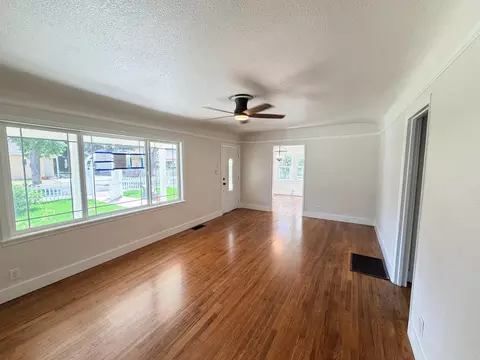 Living - 113 Walden St, Modesto, CA 95354 photo 2 of 2