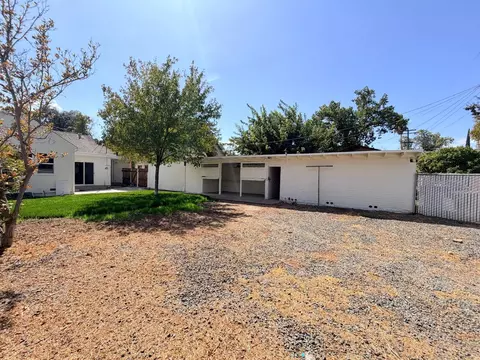Exterior - 113 Walden St, Modesto, CA 95354 photo 13 of 19