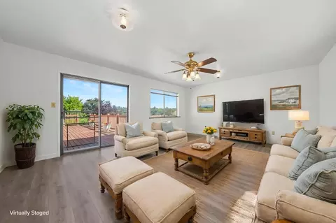 Living - 185 Quartz Cir, Jackson, CA 95642 photo 4 of 5