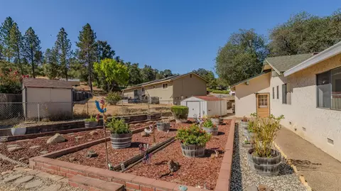 Exterior - 185 Quartz Cir, Jackson, CA 95642 photo 8 of 11