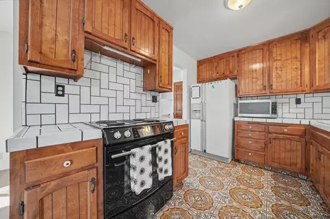 Kitchen - 185 Quartz Cir, Jackson, CA 95642 photo 1 of 2