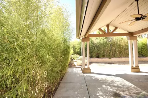 Exterior - 1032 Carpinteria Dr, Galt, CA 95632 photo 5 of 8
