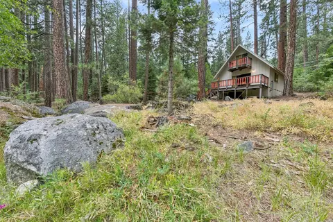 13584 Highway 50, Kyburz, CA 95720