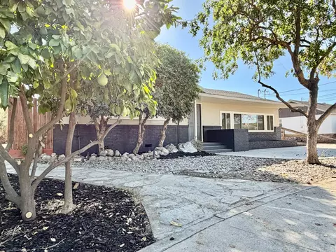 Exterior - 1322 N Central Ave, Modesto, CA 95351 photo 3 of 12