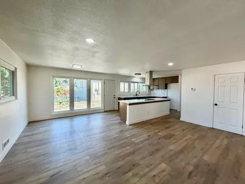 Living - 1322 N Central Ave, Modesto, CA 95351 photo 2 of 6
