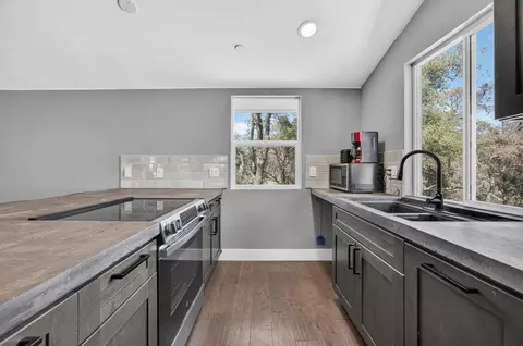 Kitchen - 6161 Gallagher Rd, Pilot Hill, CA 95664 photo 4 of 4