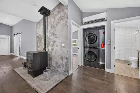 Entry Way - 6161 Gallagher Rd, Pilot Hill, CA 95664 photo 4 of 5