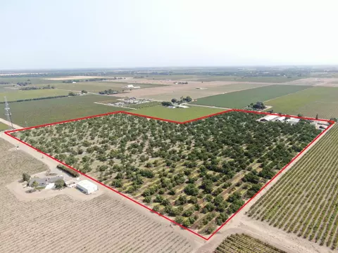 21797 N Devries Rd, Lodi, CA 95242 photo 2
