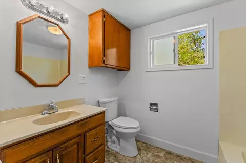 Bath - 2900 Norman St, Placerville, CA 95667 photo 3 of 4