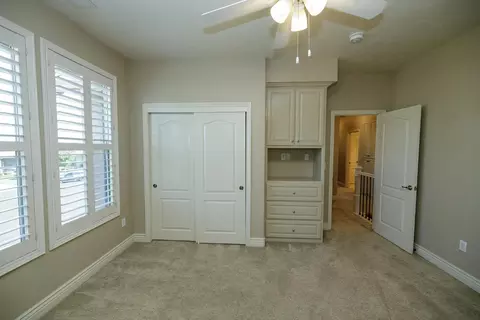 Bedroom - 2505 Nathaniel Ct, Escalon, CA 95320 photo 2 of 3