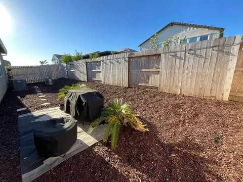 Exterior - 85 Pomace, Lodi, CA 95240 photo 2 of 5