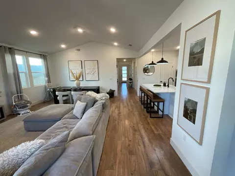 Entry Way - 85 Pomace, Lodi, CA 95240 photo 5 of 5