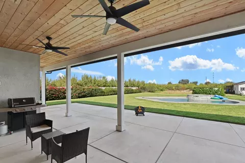 Exterior - 16464 Fox Rd, Lodi, CA 95240 photo 8 of 18