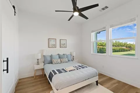 Bedroom - 16464 Fox Rd, Lodi, CA 95240 photo 3 of 5