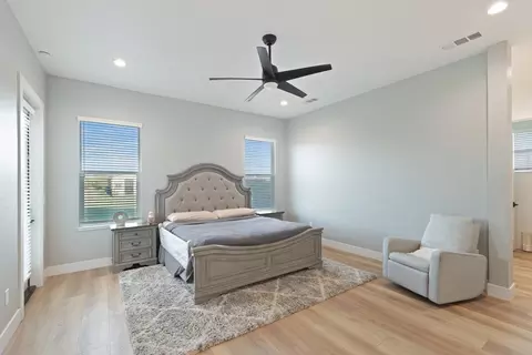 Bedroom - 16464 Fox Rd, Lodi, CA 95240 photo 1 of 5