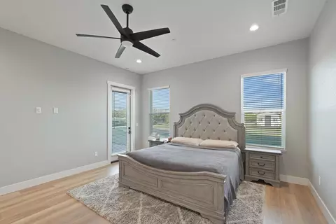 Bedroom - 16464 Fox Rd, Lodi, CA 95240 photo 2 of 5