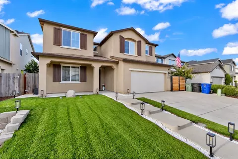 Exterior - 4723 Ariel St, Keyes, CA 95328 photo 4 of 9