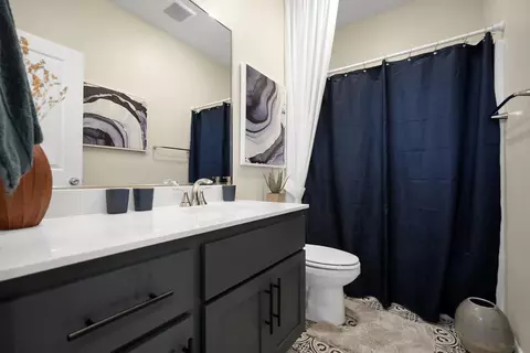 Bath - 4723 Ariel St, Keyes, CA 95328 photo 3 of 4