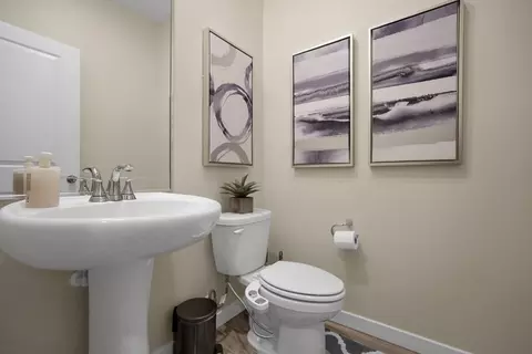 Bath - 4723 Ariel St, Keyes, CA 95328 photo 1 of 4
