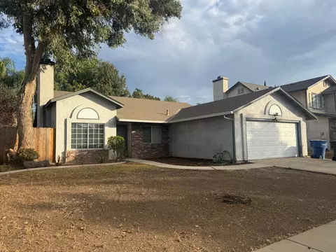 Exterior - 523 Chesterfield Dr, Patterson, CA 95363 photo 2 of 8