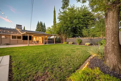 Exterior - 5506 Brooks Ave, Loomis, CA 95650 photo 6 of 11