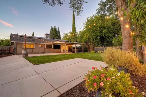 Exterior - 5506 Brooks Ave, Loomis, CA 95650 photo 7 of 11