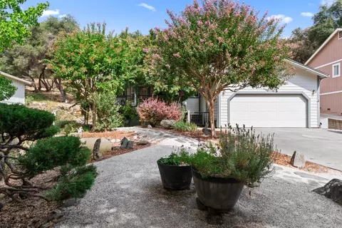 Exterior - 13284 Thistle Loop, Penn Valley, CA 95946 photo 10 of 12