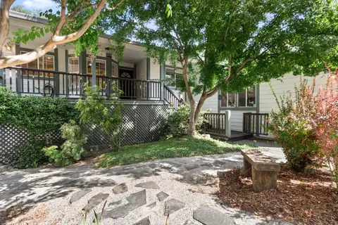 Exterior - 13284 Thistle Loop, Penn Valley, CA 95946 photo 2 of 12