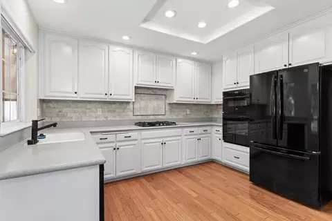 Kitchen - 13284 Thistle Loop, Penn Valley, CA 95946 photo 2 of 4