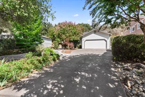 13284 Thistle Loop, Penn Valley, CA 95946