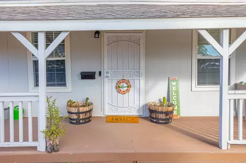 Exterior - 415 K St, Modesto, CA 95351 photo 3 of 7