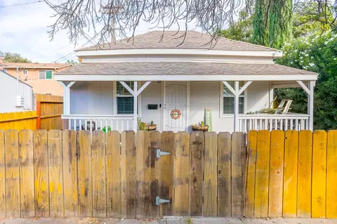 Exterior - 415 K St, Modesto, CA 95351 photo 2 of 7