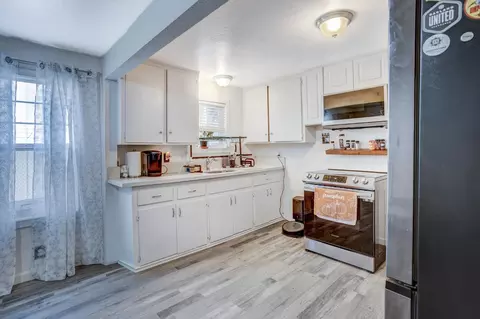 Kitchen - 415 K St, Modesto, CA 95351 photo 1 of 3