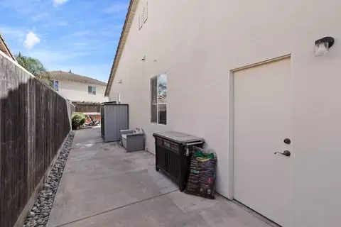 Exterior - 3108 Collingham Dr, Modesto, CA 95355 photo 12 of 13